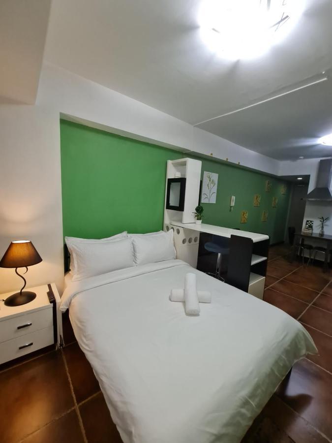 Solemare Parksuites Condominium - Condo R Us Манила Екстериор снимка