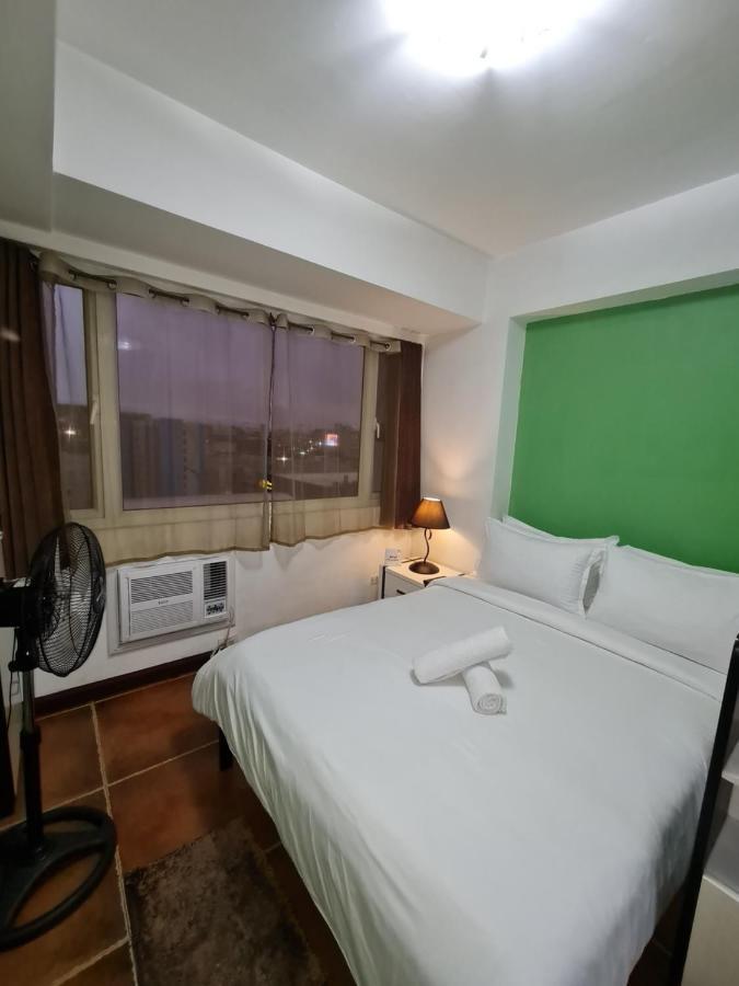 Solemare Parksuites Condominium - Condo R Us Манила Екстериор снимка