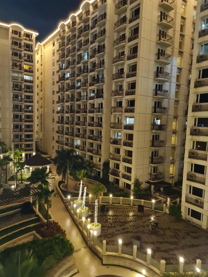 Solemare Parksuites Condominium - Condo R Us Манила Екстериор снимка