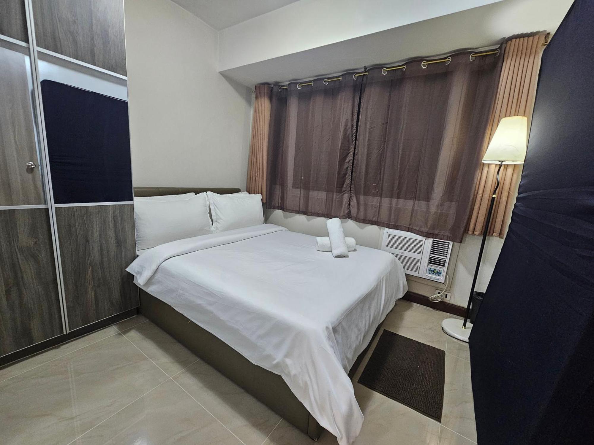 Solemare Parksuites Condominium - Condo R Us Манила Екстериор снимка